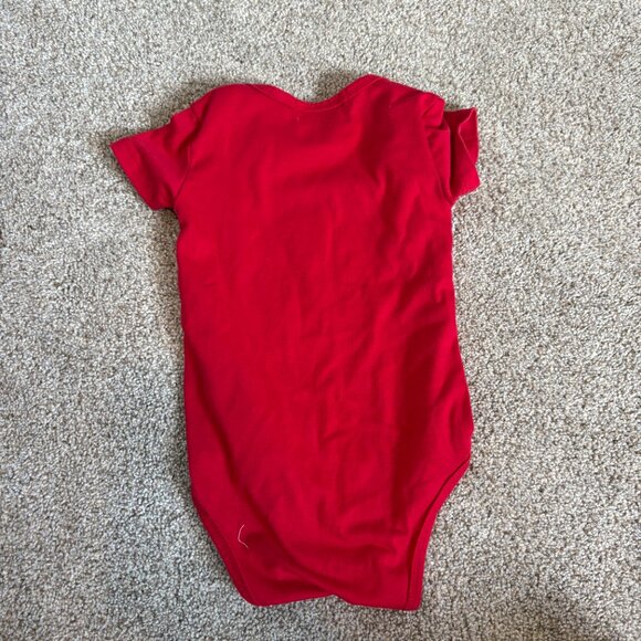 RCMP red bodysuit T-shirt Baby 18 months Toddler - Picture 6 of 6